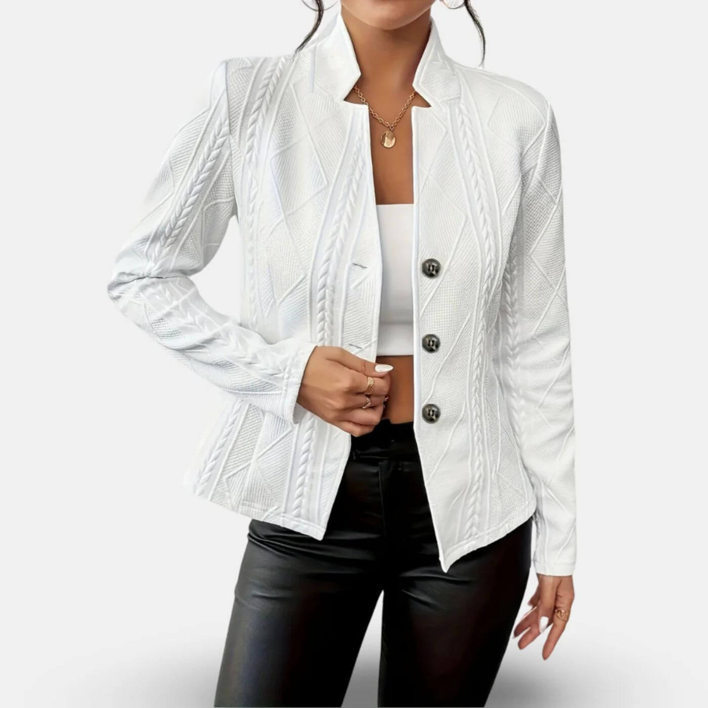 Chloé – Blazer Cintré au Style Affirmé (1 acheté = 1 offert)